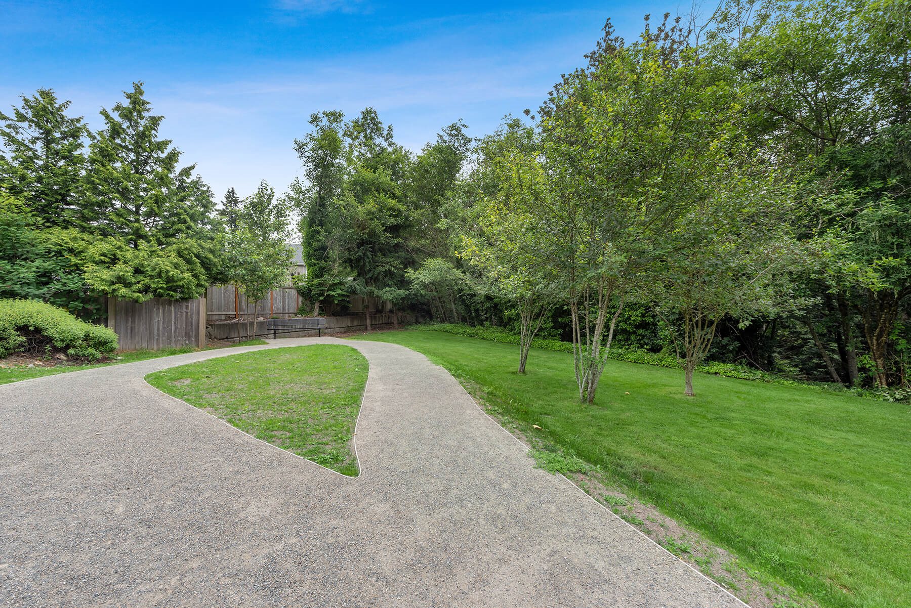 Green walk path at Meridian Court Apartments in Federal Way WA